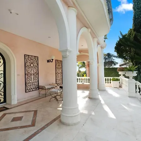 Clementine Villa *
