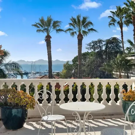 Clementine Villa Apartment