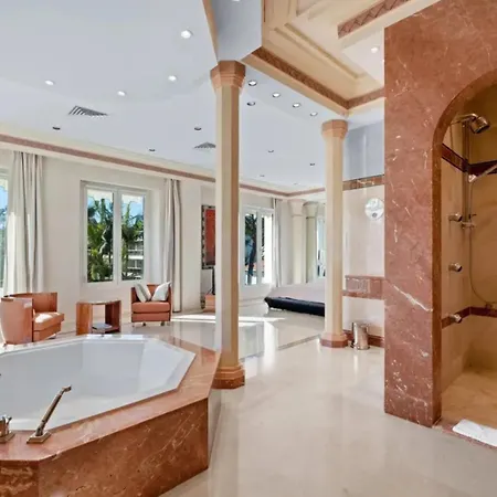 Clementine Villa Apartment Antibes