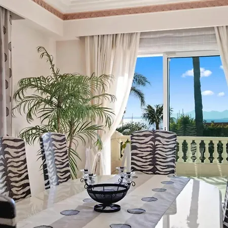 Clementine Villa Apartment